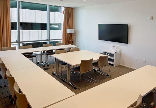 NC, Raleigh - Spaces Crabtree Terrace