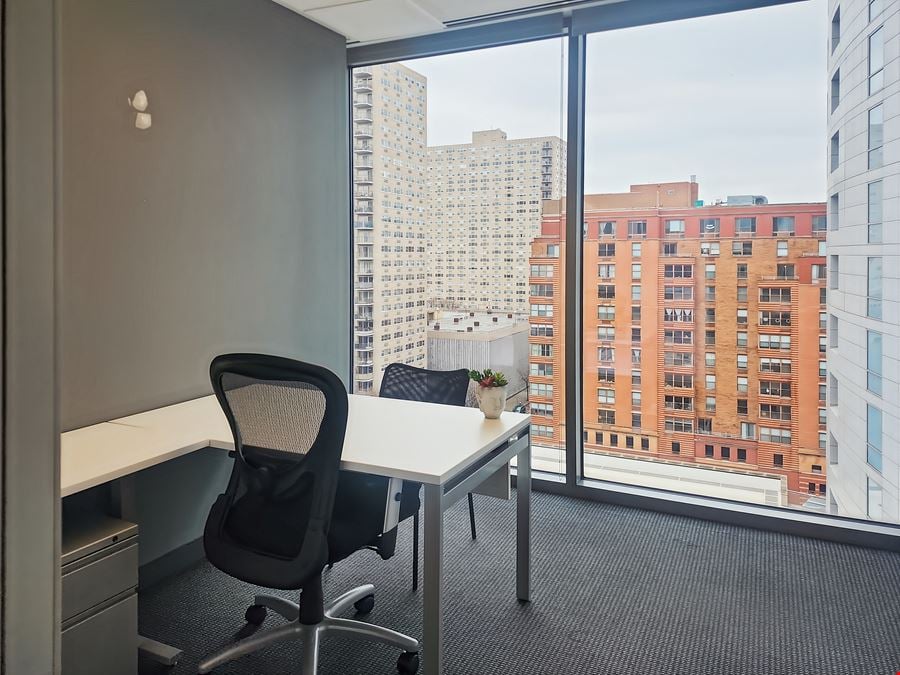 Regus - Hoboken - Riverfront Center