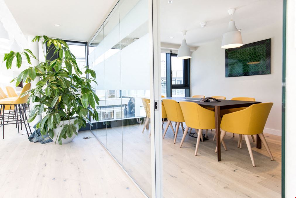 Fora - Clerkenwell - Dallington Street