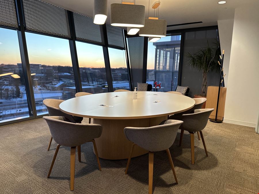 Spaces Reston Station