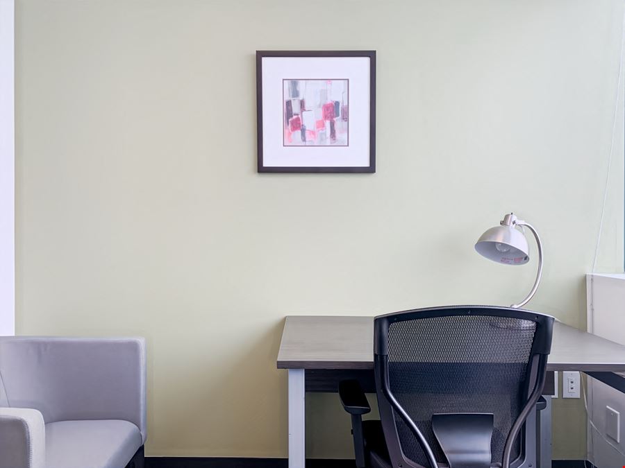 Regus - Richmond Hill