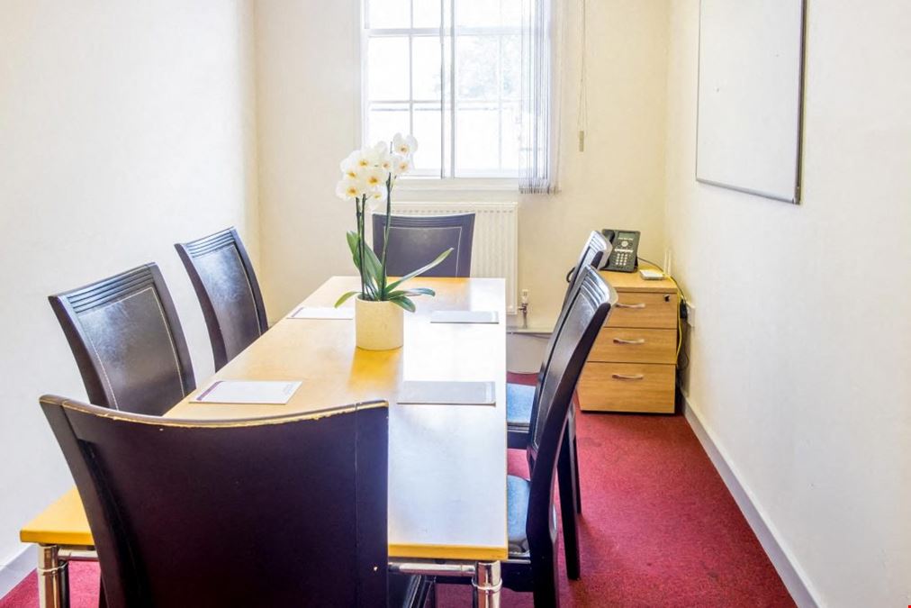 Churchill House Serviced Offices - Hendon