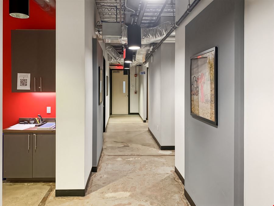 Regus - Charlestown - Schraffts Center