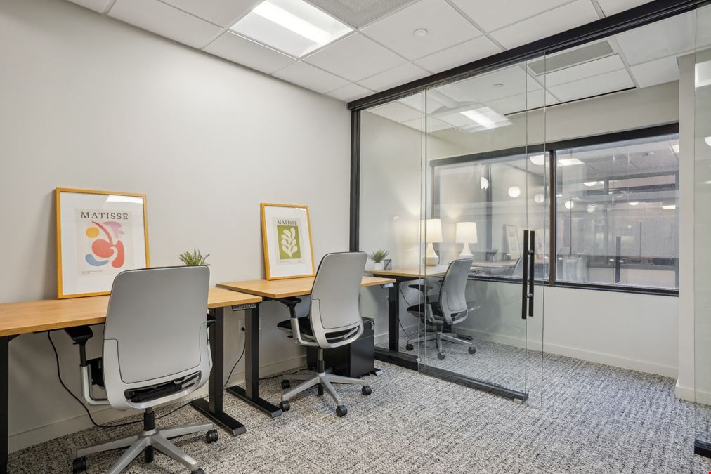 Common Desk - Energy Square