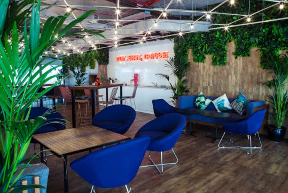 One Business Centre - Media One Hotel