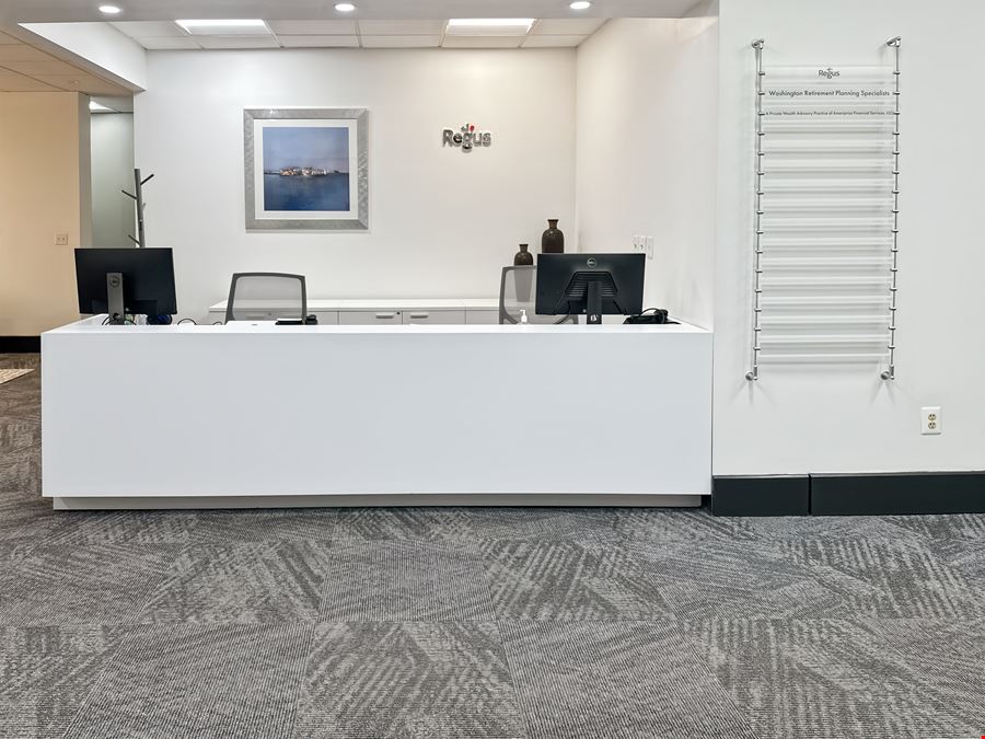 Regus - Alexandria - 211 N Union