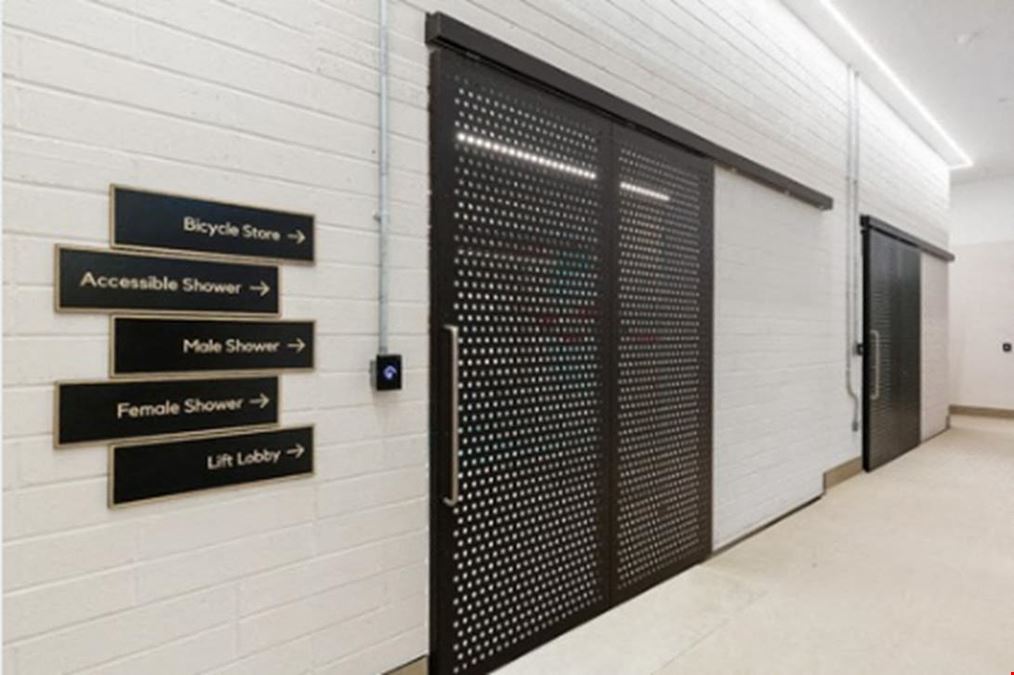 Xdanu - The Freight Building