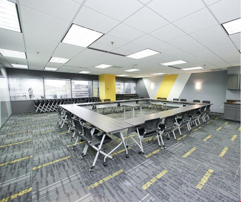 Apex Business Center - 101 West Ohio Street