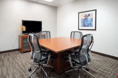 Regus - US Bank Tower