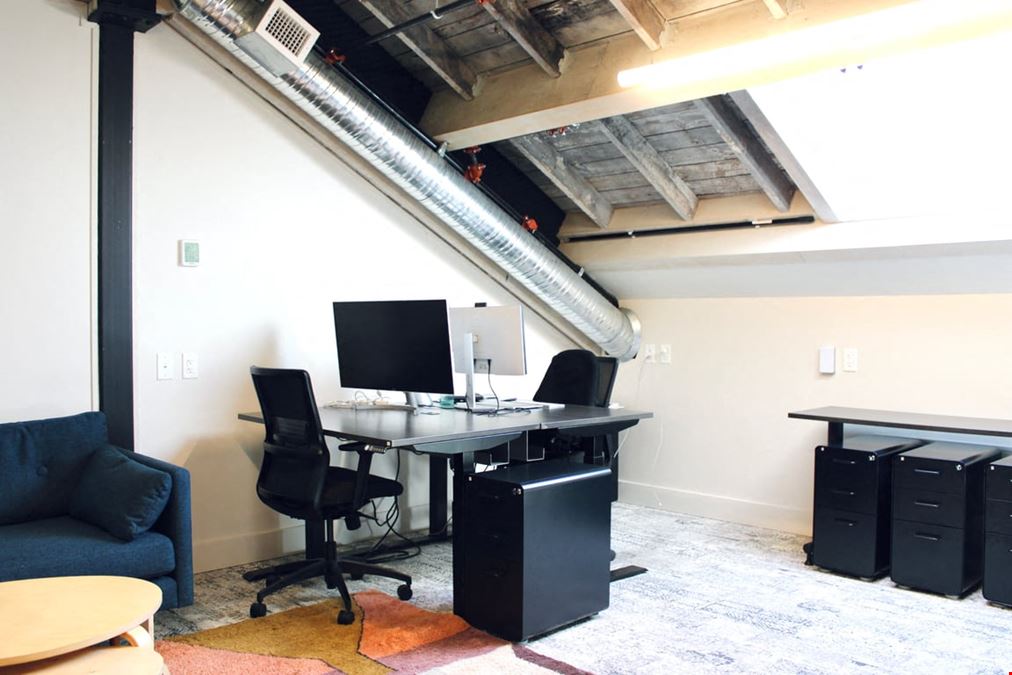 Private Office 13