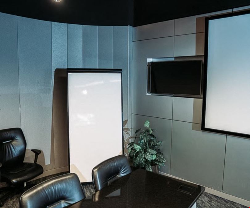 Universe Meeting Room for 15