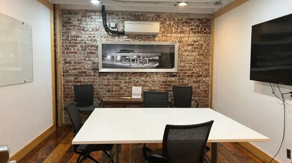 Middle Conference Room