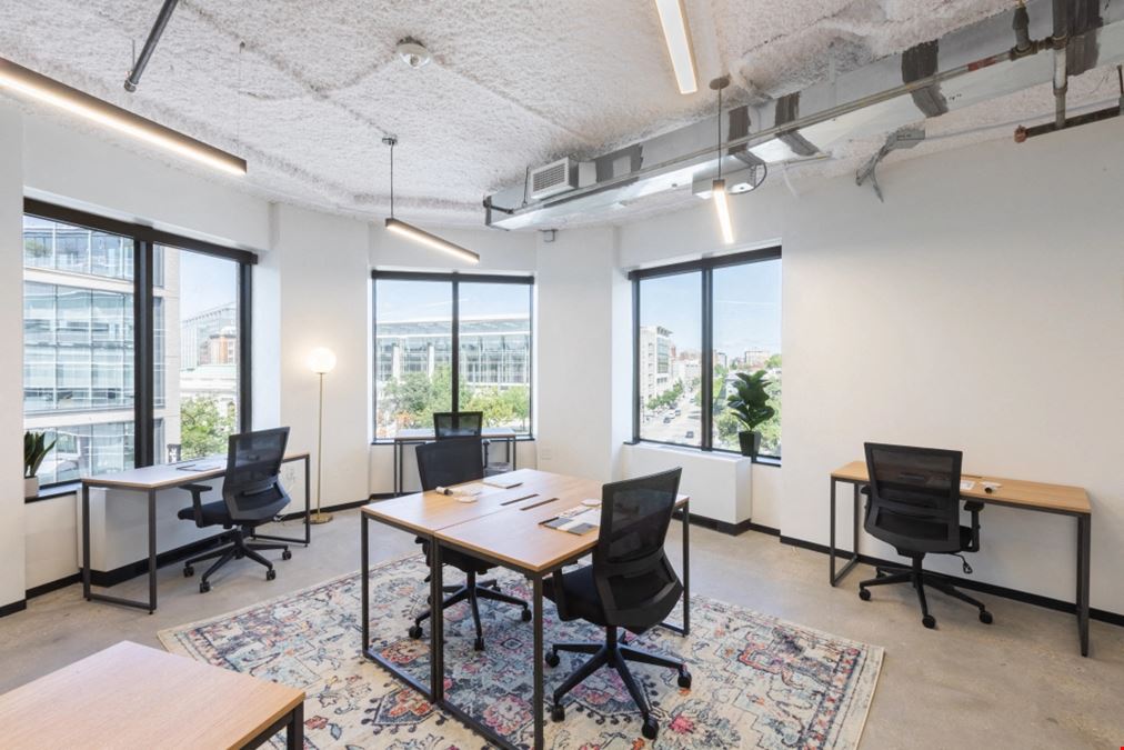 650 Massachusetts Avenue NW