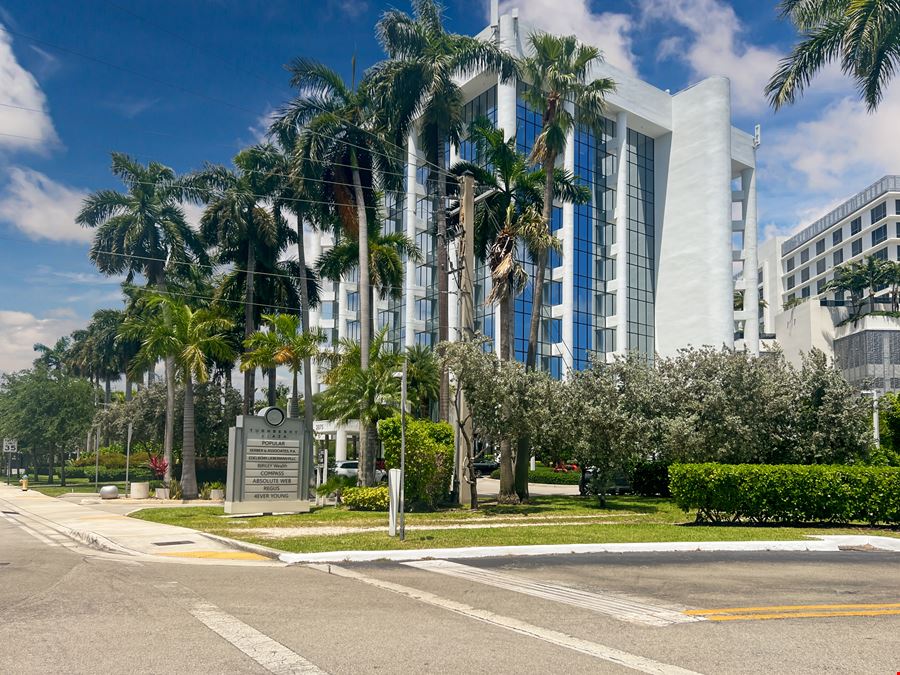 Regus - Aventura - Turnberry Plaza
