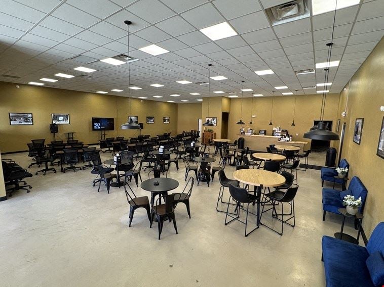 Yucca Large Meeting Room