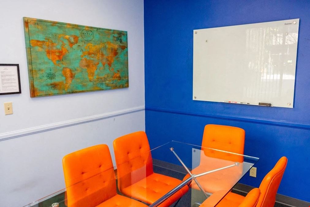 CW Business Center at LAX