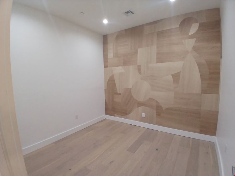 Blue Panda Office Spaces Waterfront Suite