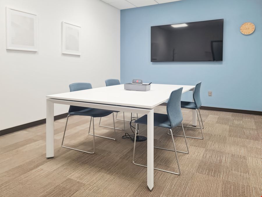 WI, West Allis - W Lincoln Ave