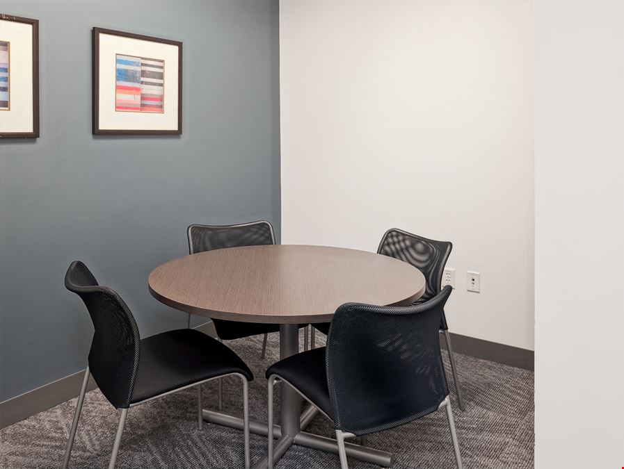 Regus - Tampa - Wells Fargo