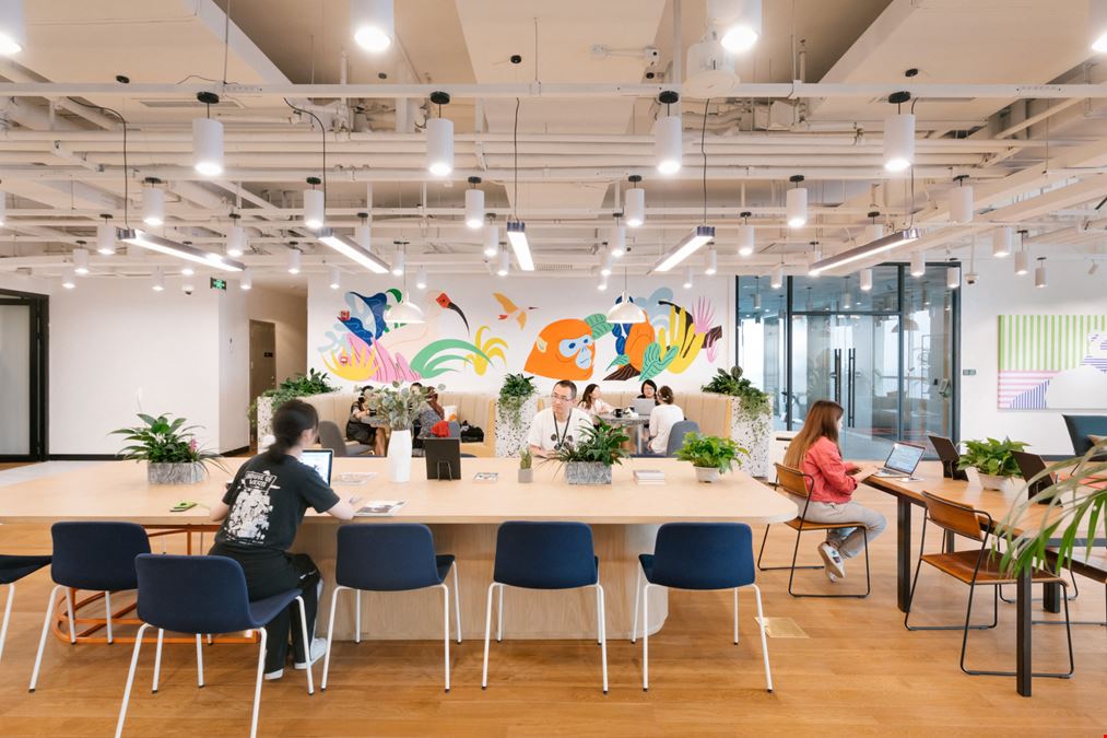 Ruidong Center - No. 199 Xiadong Street