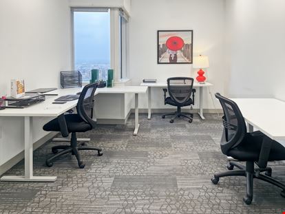 Spaces - Philadelphia - Commerce Square
