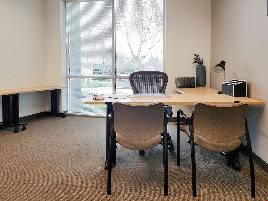 CA, Folsom - Iron Point