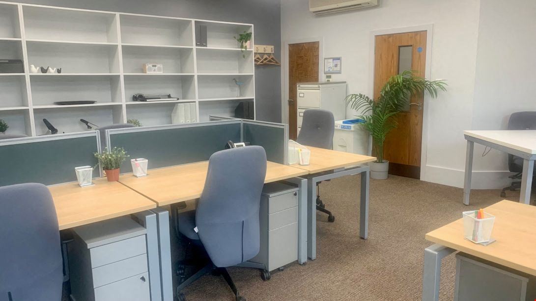 Dexter Serviced Offices  - Southbridge House