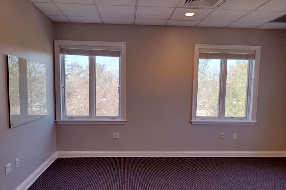 10210 Grogans Mill Road