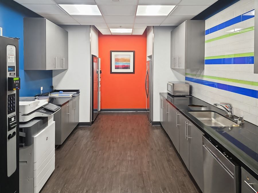 CA, Westlake Village - Russell Ranch Parkway