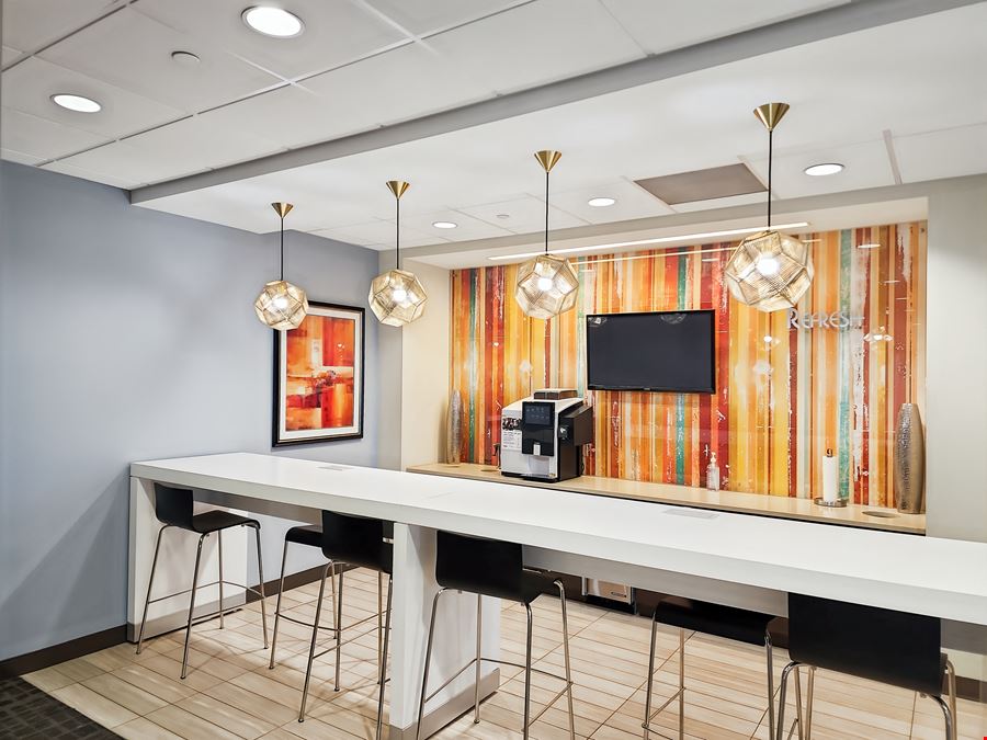Regus - Greenwood Village - Tuscany Plaza