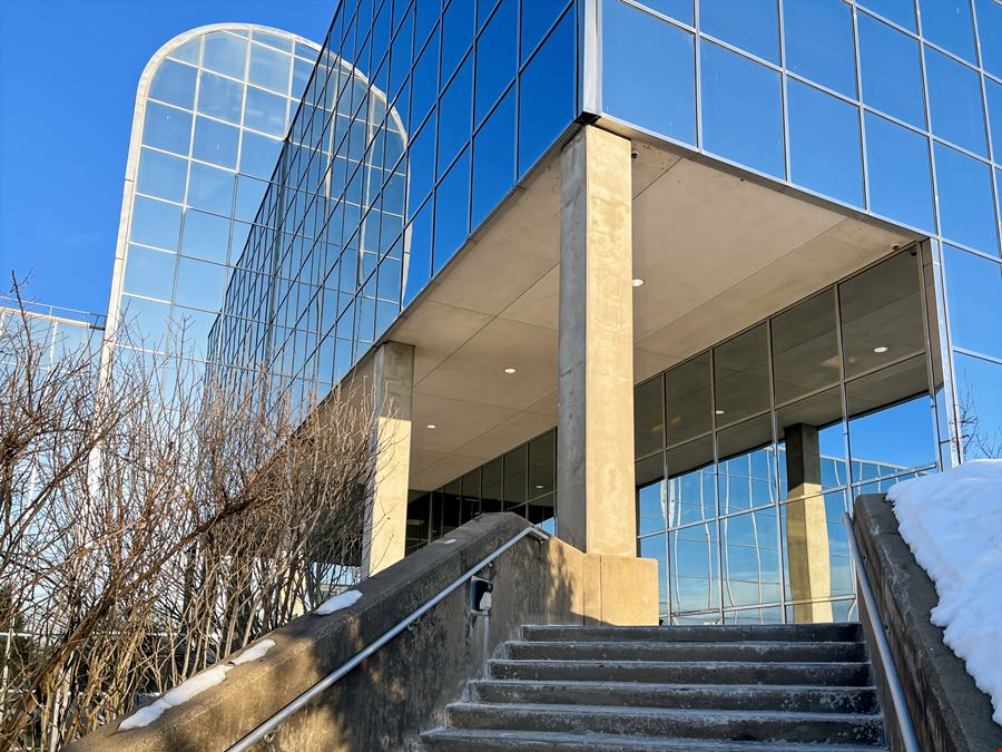 Regus - Paramus - Mack Cali Center