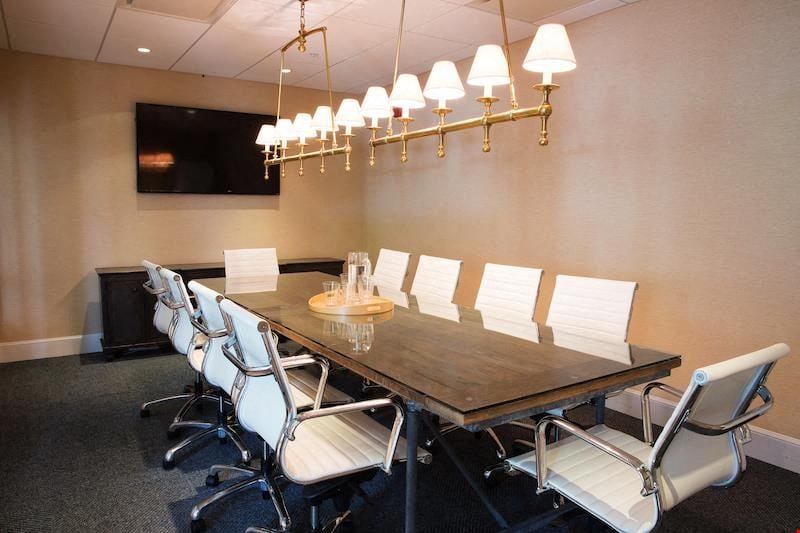 Meeting Room - Large