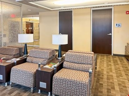 KY, Louisville – MET Building