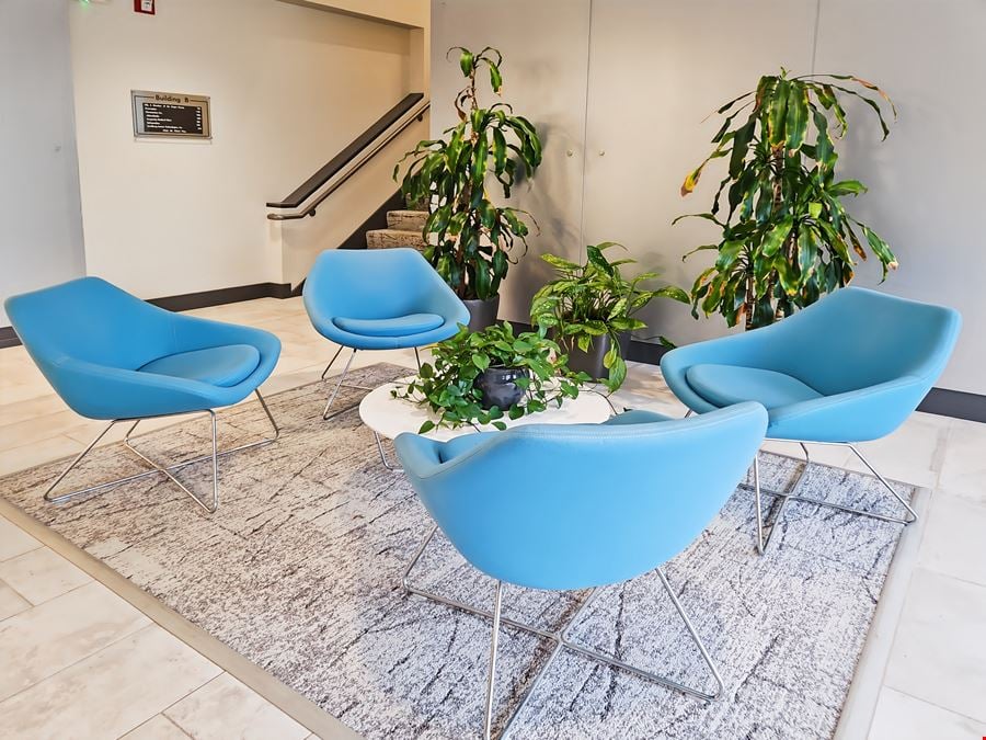 WA, Kirkland - Corporate Center