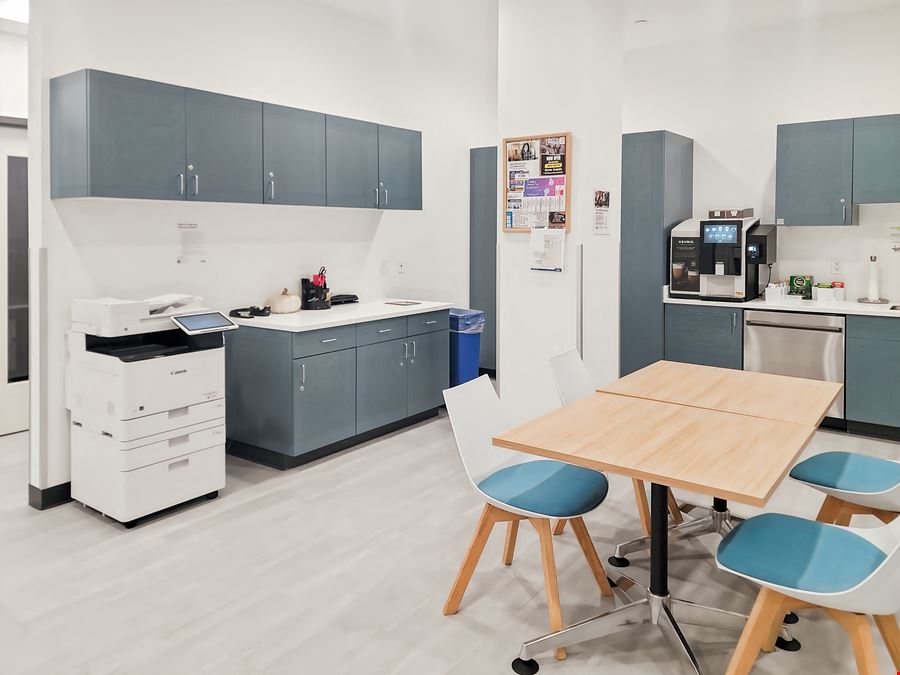 WI, Franklin - Ballpark Dr