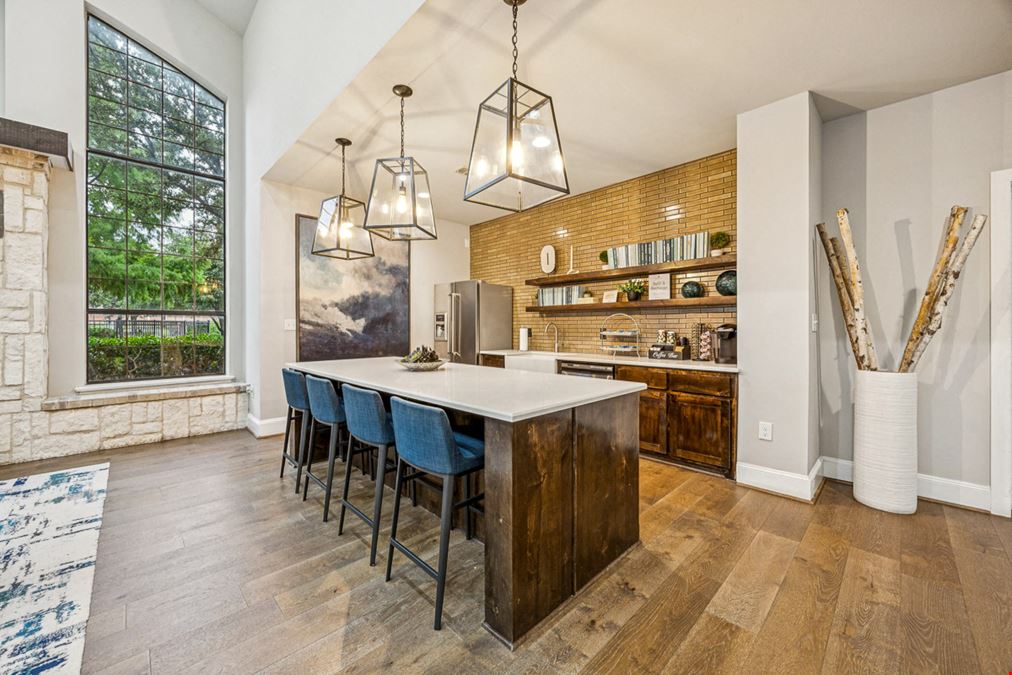 Apt CoWork at Toscana at Valley Ridge