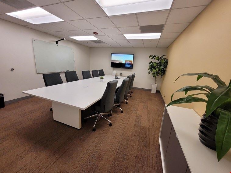 HD Conference Room ($80/hr or 4cr/hr)