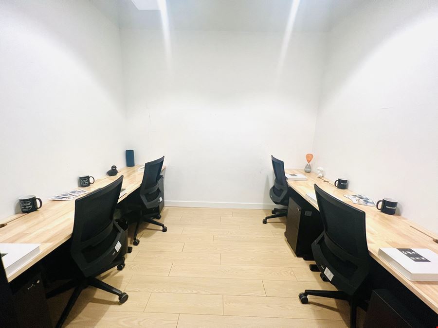 Shanghai Plaza - No. 138 Huaihai Middle Road