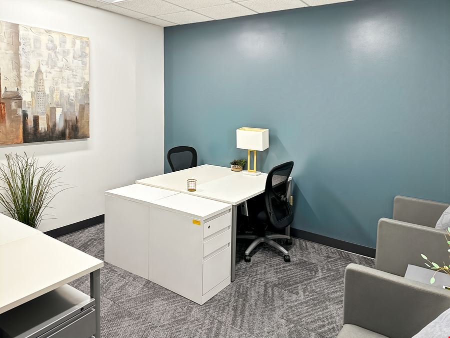 CA, Woodland Hills - Trillium Towers Center