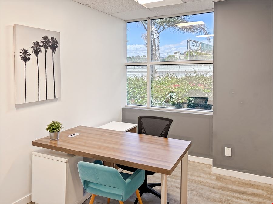 Spaces - Ventura - Eastman Ave