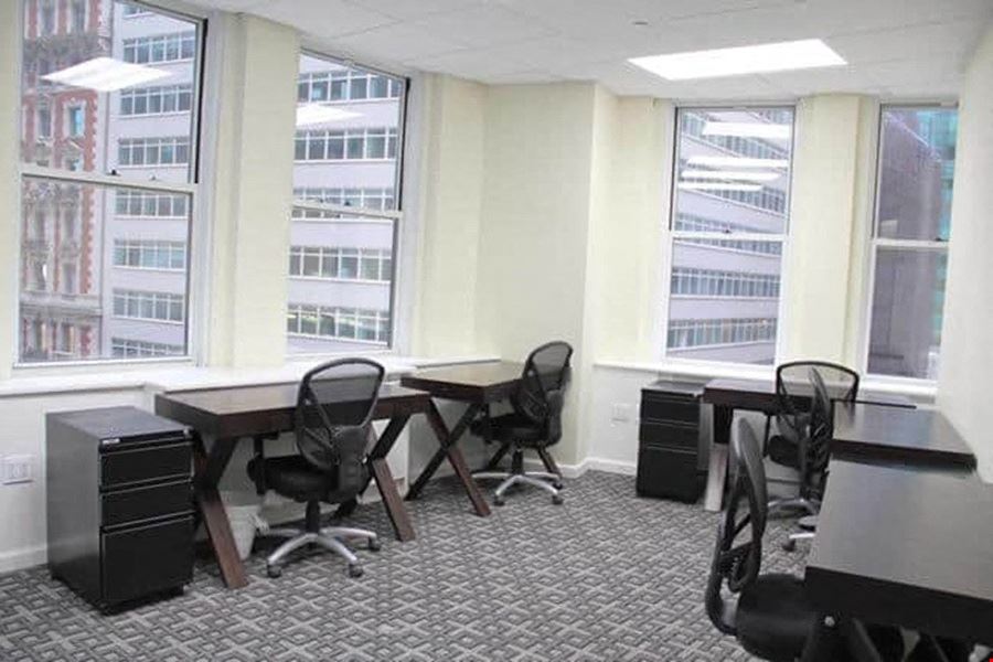 Jay Suites Bryant Park