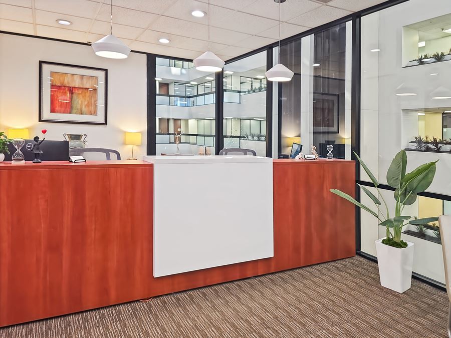 TX, Addison - The Madison