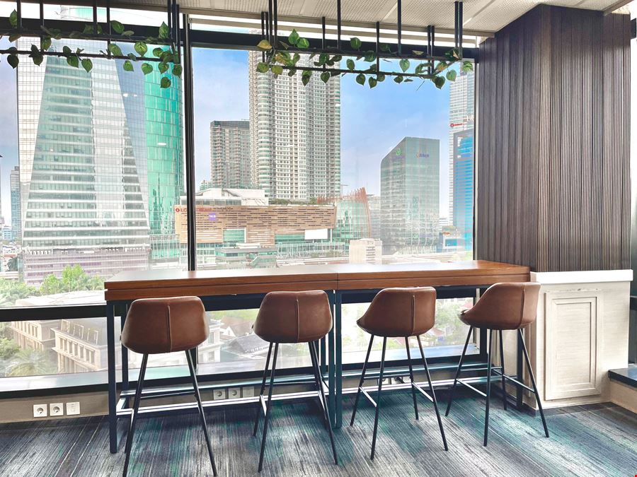 Uptown Serviced Office