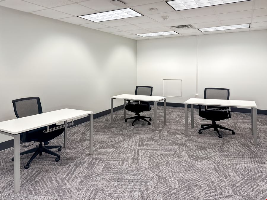 Regus - Baton Rouge - Florida St