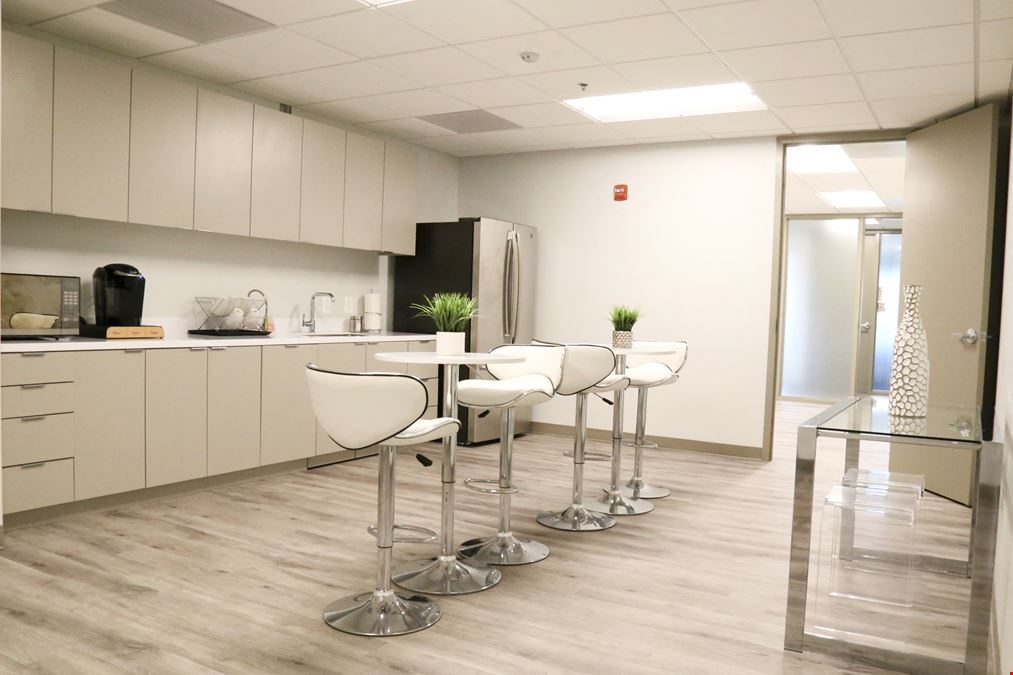 Large Conference Room | Business Hours