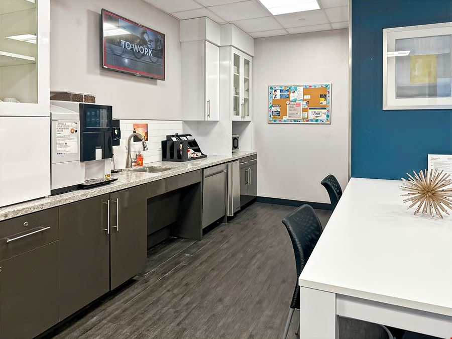 Regus - Bellaire - Houston Blvd