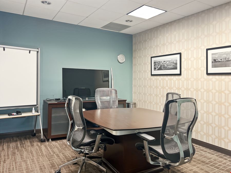Regus - Glenview - Prairie Glen