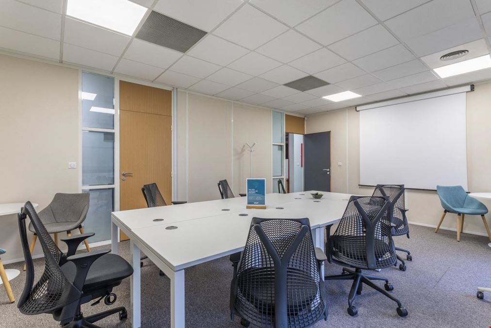 Mitwit - Office - Aix-En-Provence Ex Multiburo