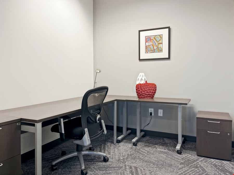 Regus - Austin - River Place