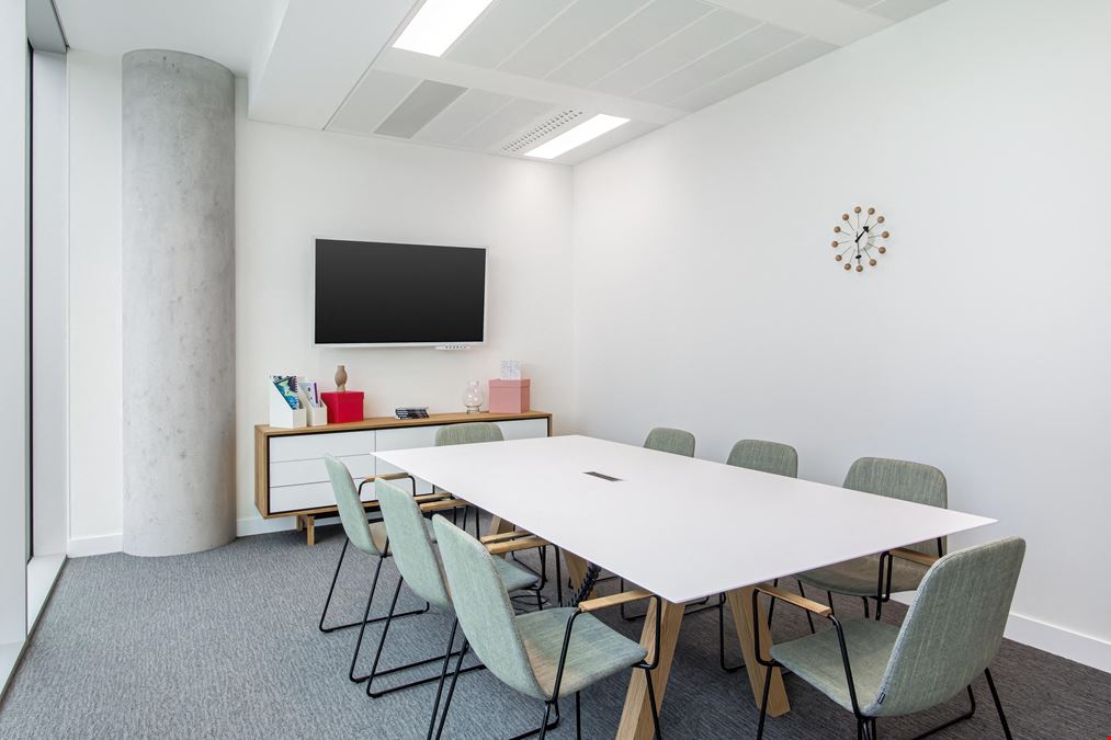 Dublin, Spaces Airport Central